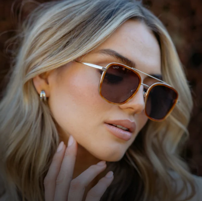 Gia Sunglasses in Sunset Tortoise Frames / Gradient Brown Lens
