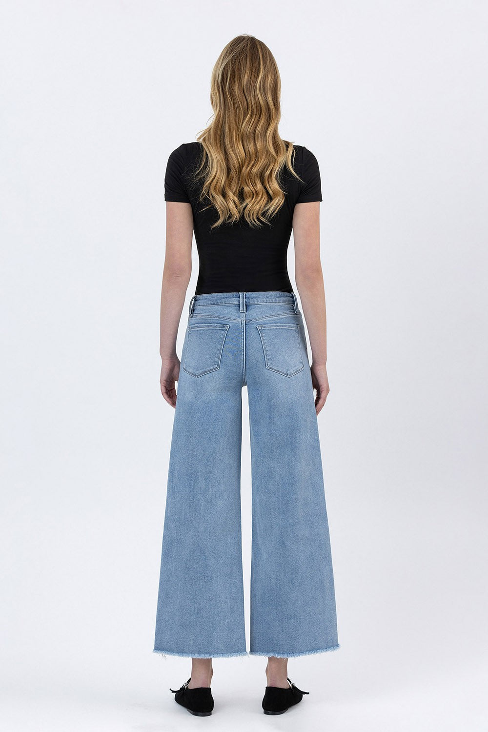 Sculpt & Stroll Ankle Wide Leg Jean