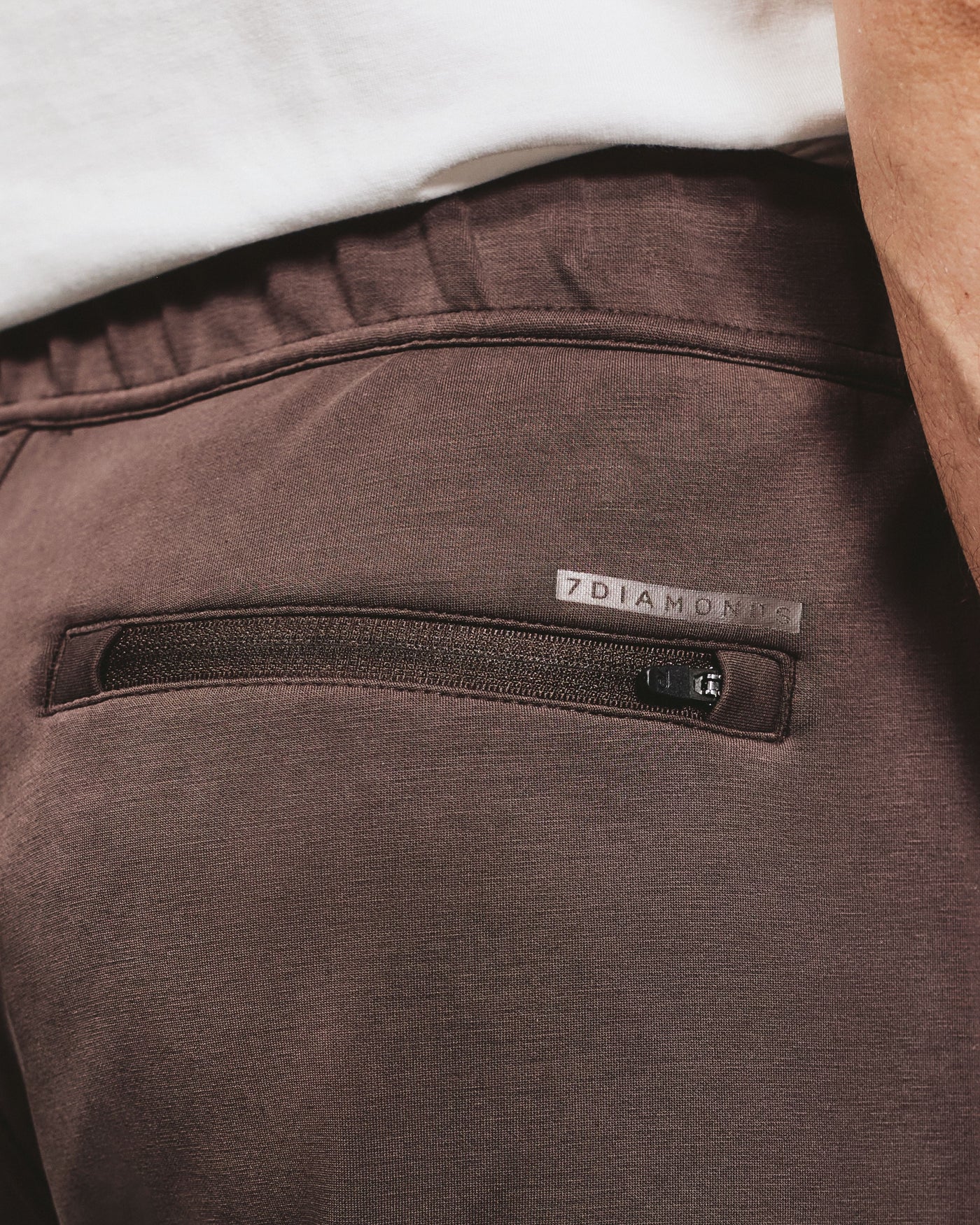 REV Jogger in Bordeaux