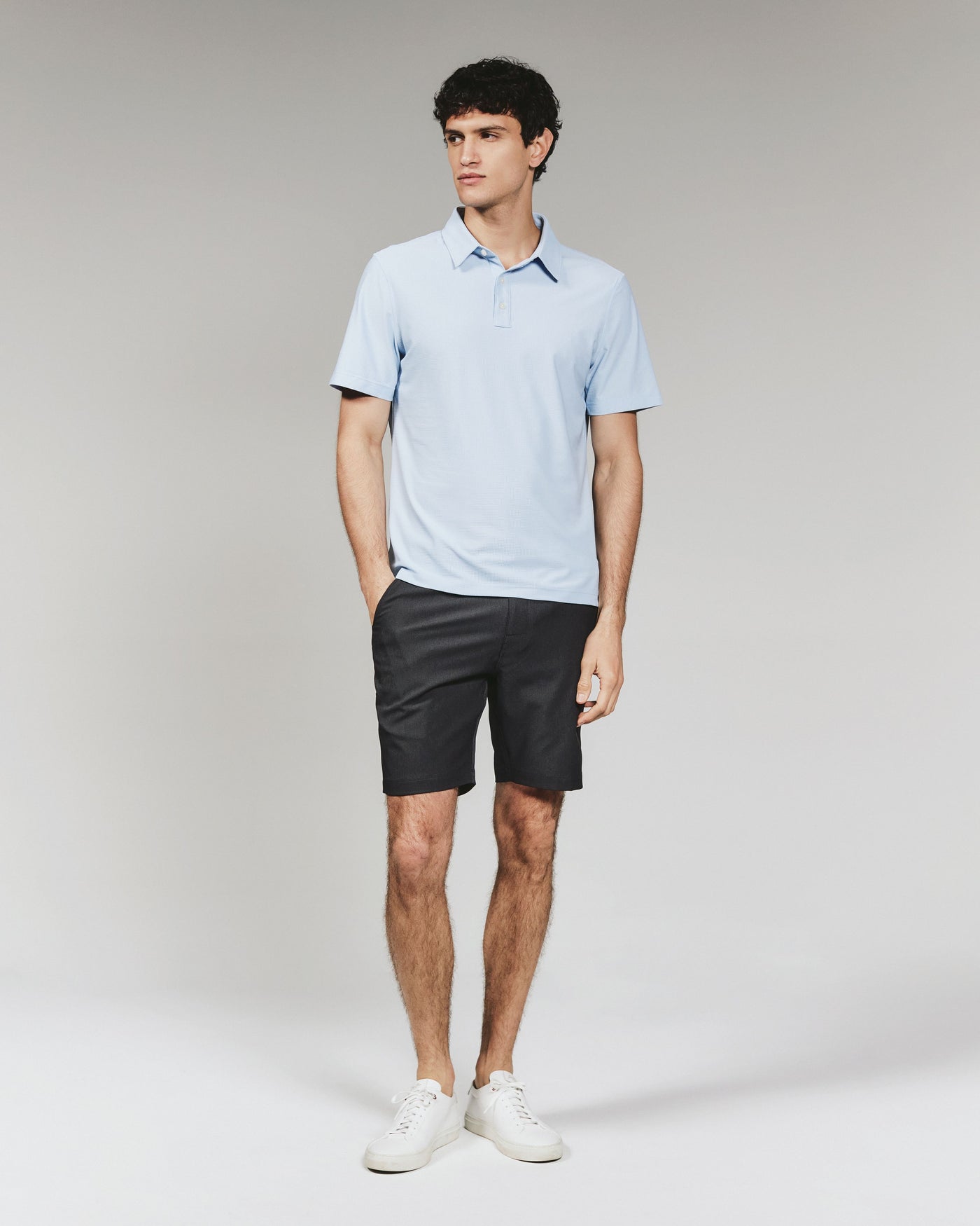 Everest 8" Hybrid Shorts in Charcoal