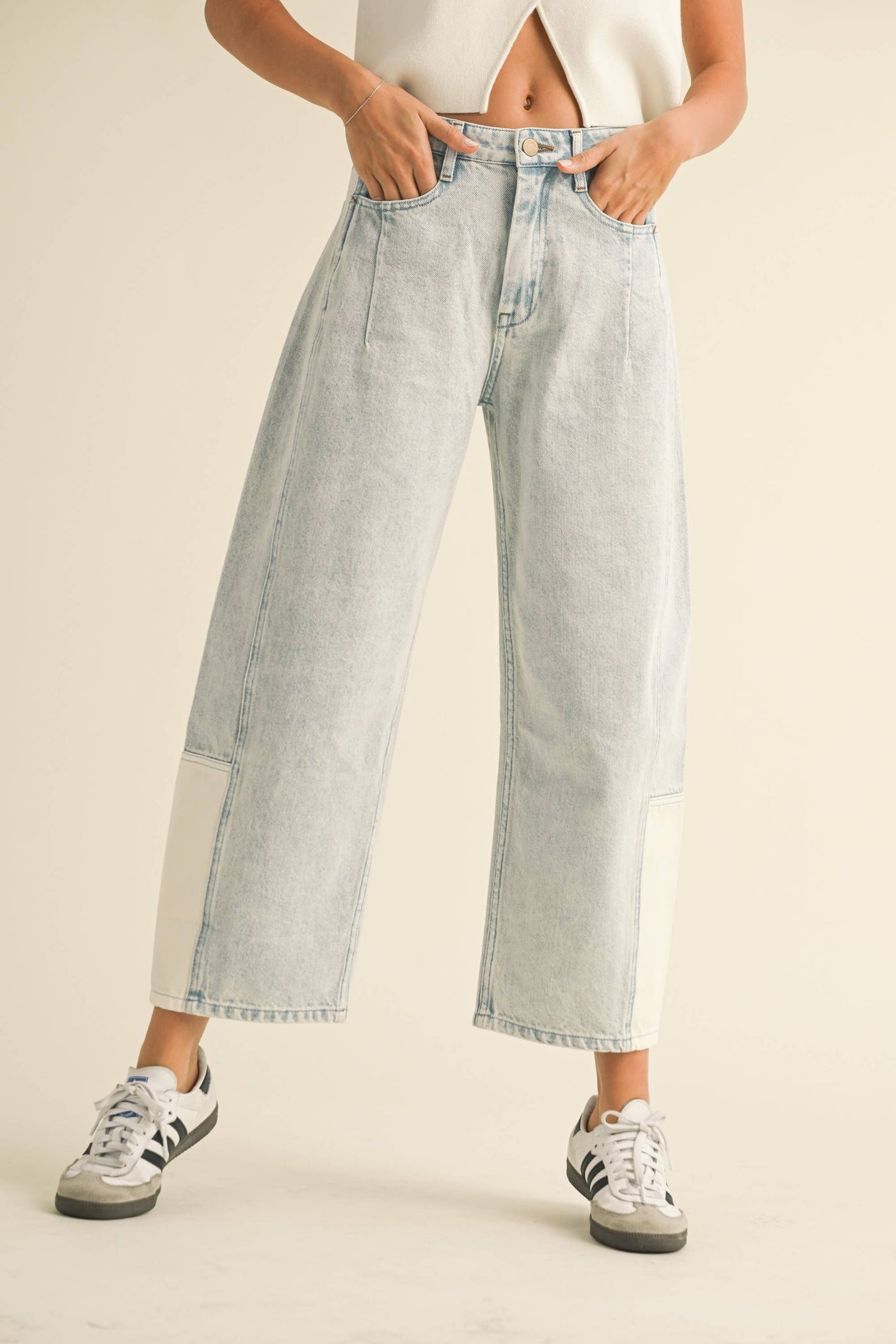 Contrast Panel Barrel Denim Pants
