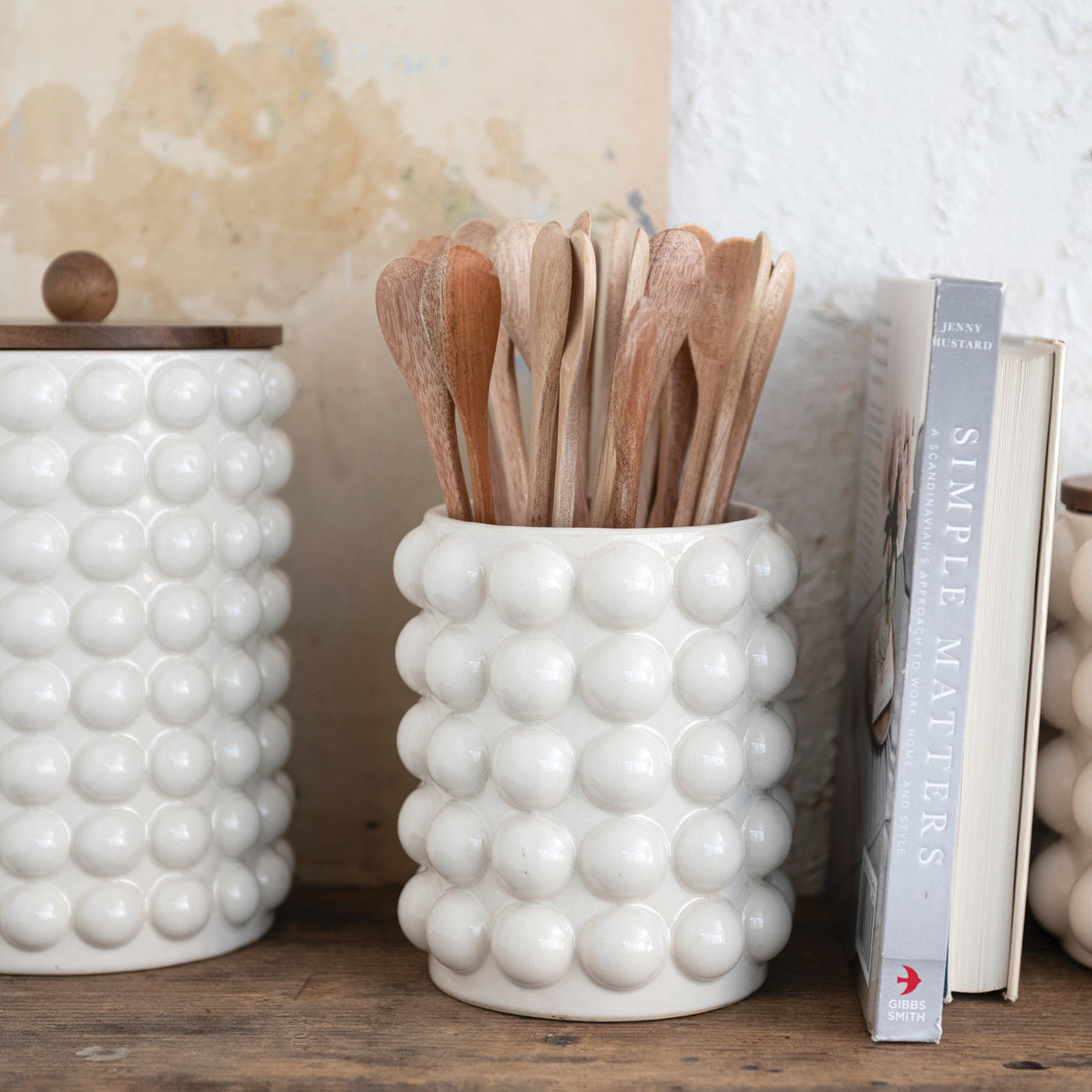 5-3/4" Round x 8-1/4"H Stoneware Canister w/ Raised Dots & Acacia Wood Lid, White & Natural