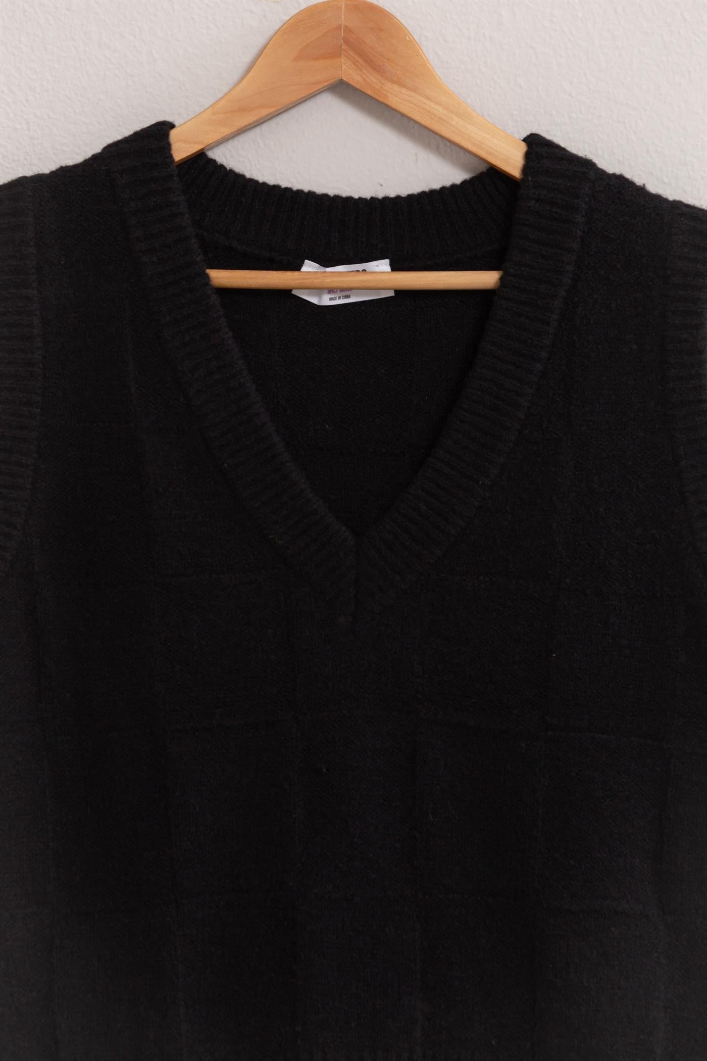 Basketweave Sweater Vest - Black
