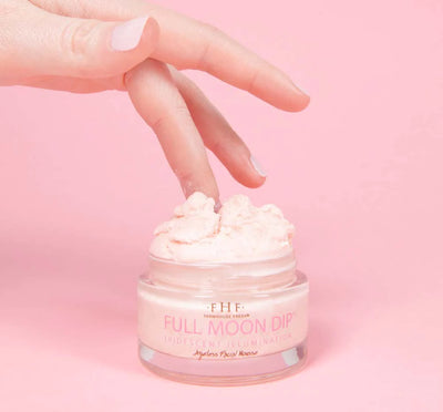 Full Moon Dip Iridescent Ageless Facial Mousse
