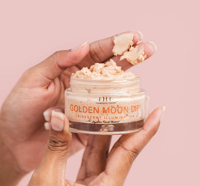Golden Moon Dip Illumination Mousse with Retinol + Wrinkle-Targeting Peptides
