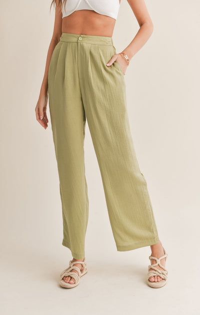 Juicy Pleated Pants