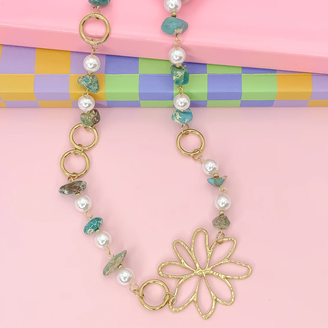 Meadow Glow Necklace