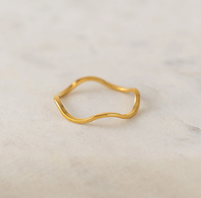 Wave Ring in Gold