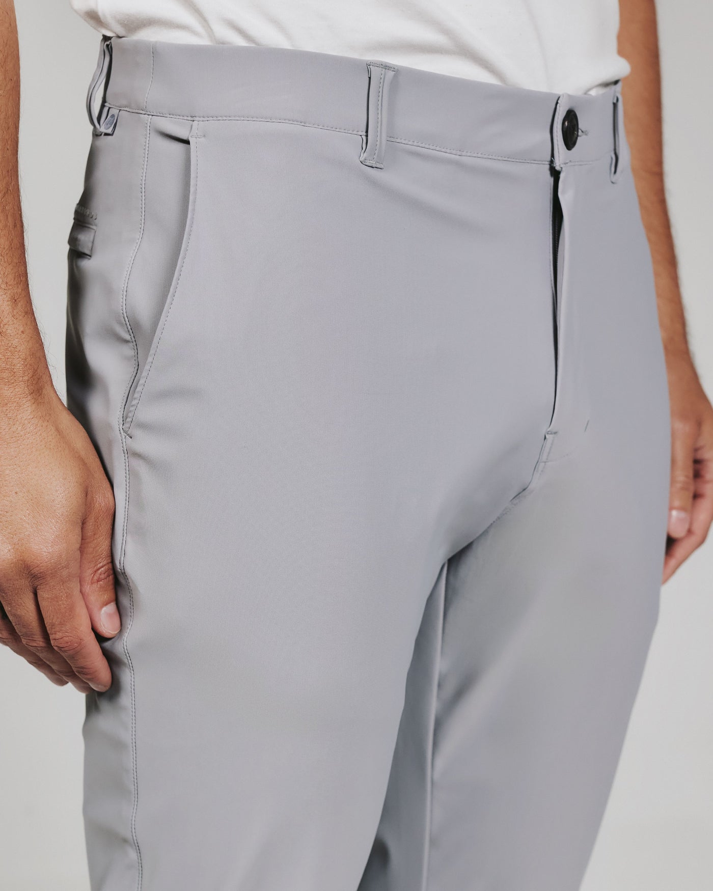 Zuma Chino Pant in Asphalt