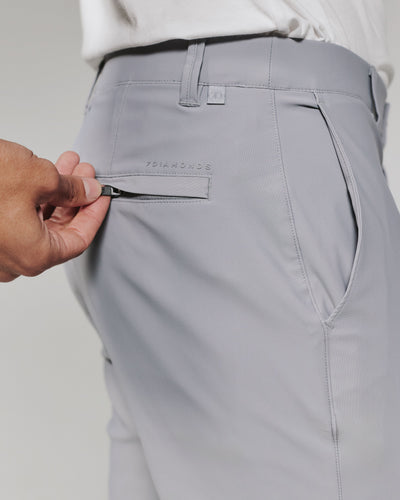 Zuma Chino Pant in Asphalt