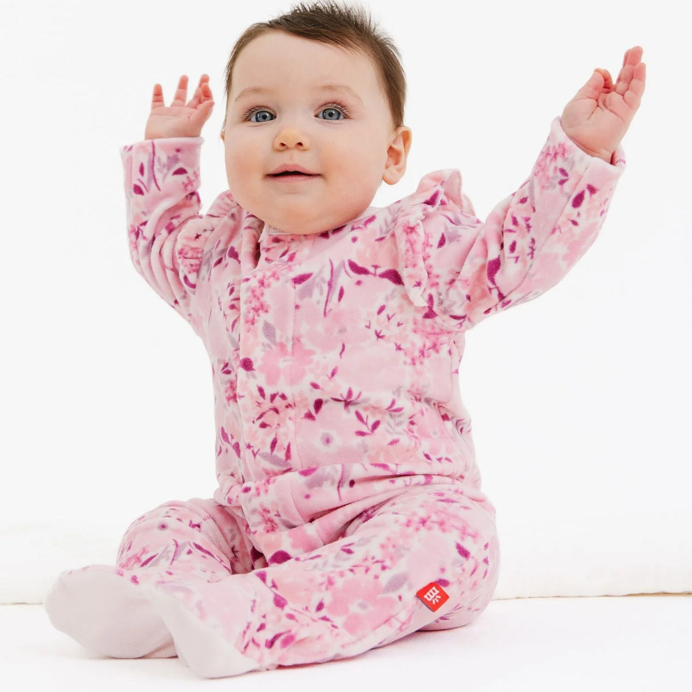 Chole Velour Magnetic Footie