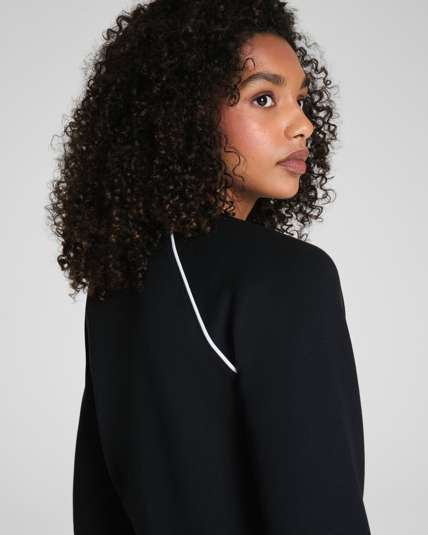 Airpique Crewneck