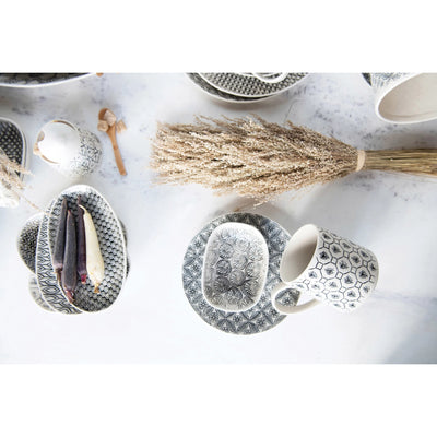 Black Embossed Stoneware Dish