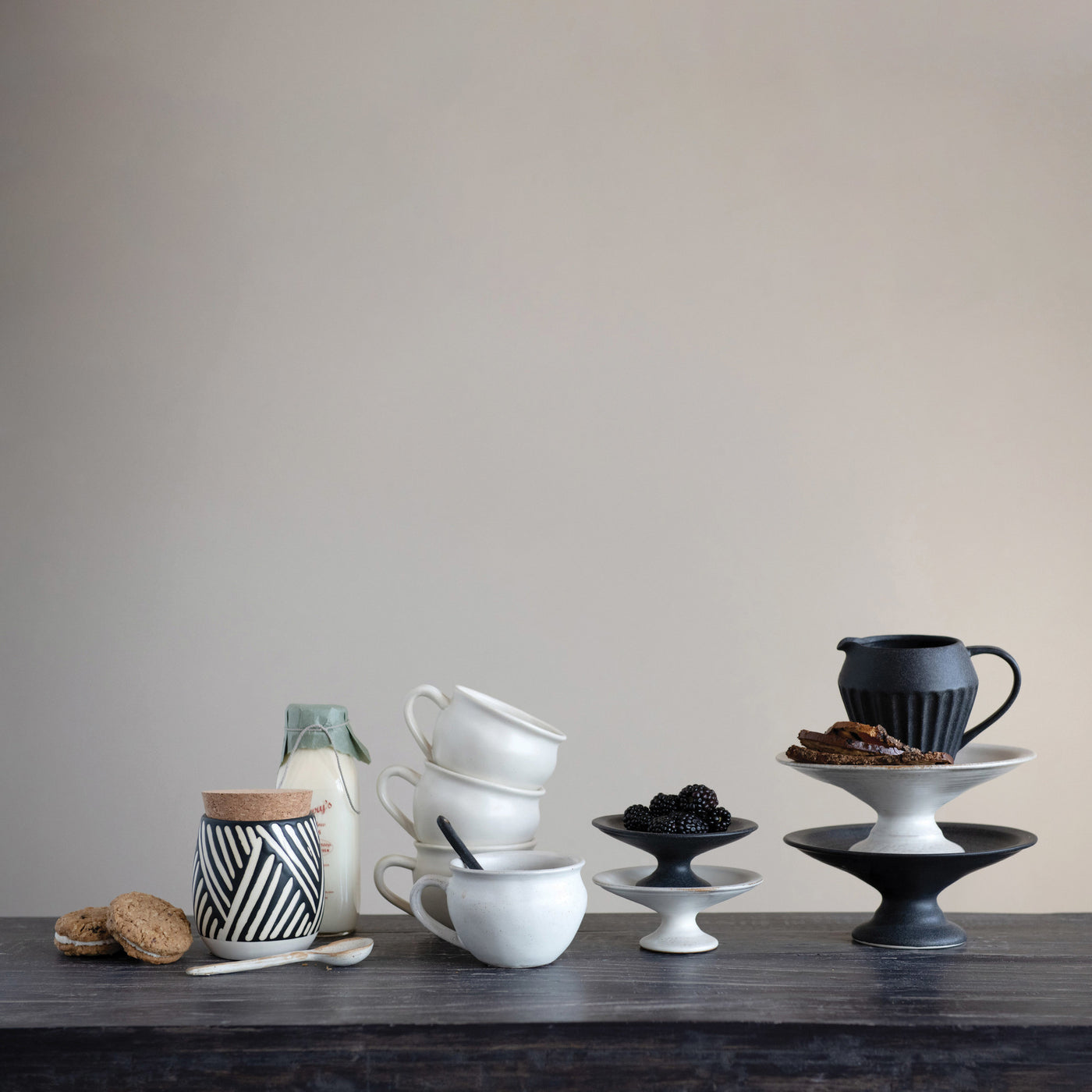 Stoneware Pedestal - 2 colors