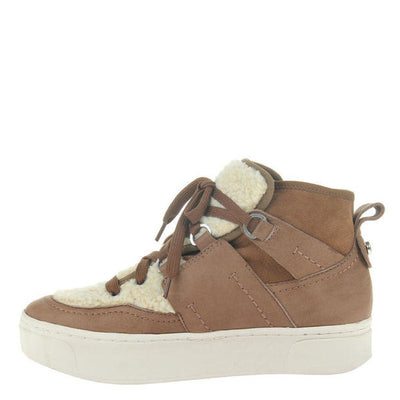 Evolution Sneaker